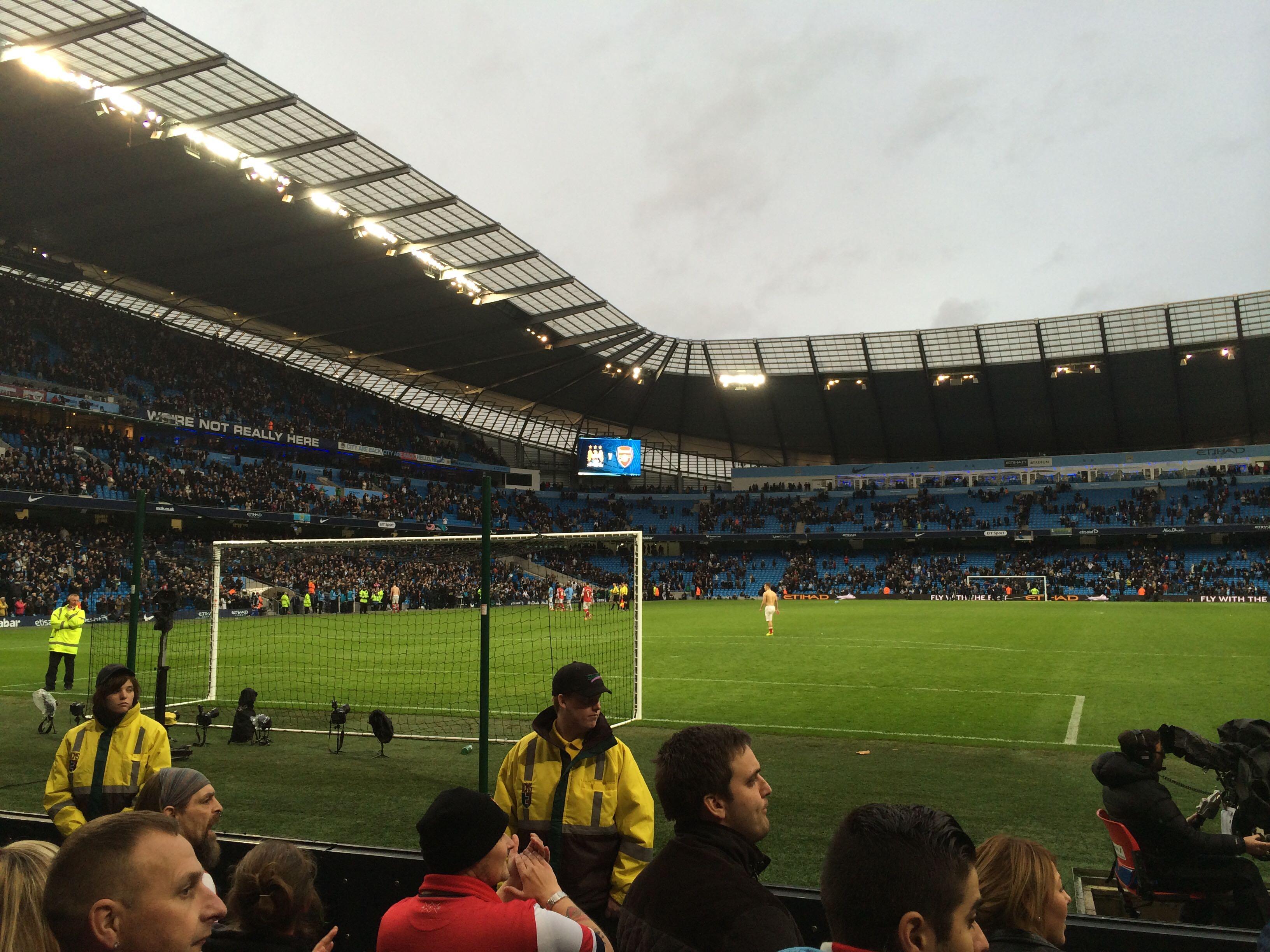 中所扮演的 中所扮演的